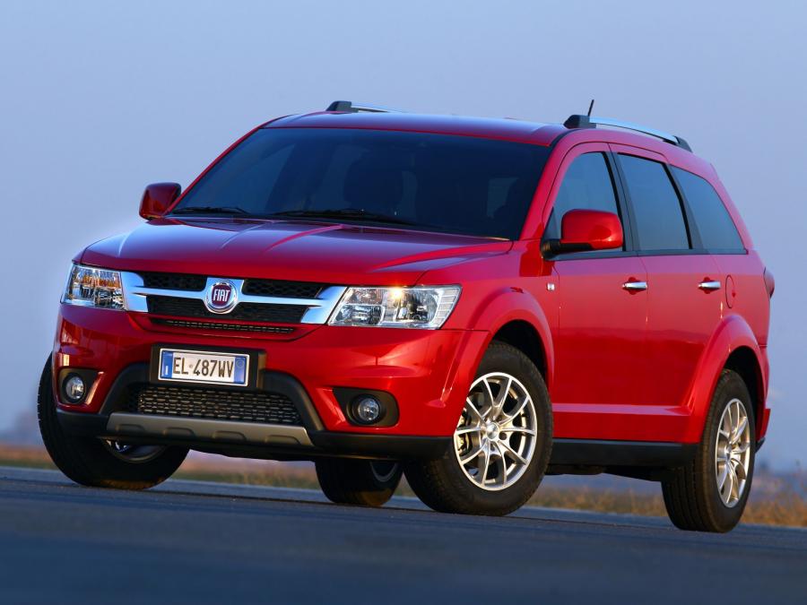  Fiat Freemont AWD 2011 года  (фото 7 из 16)